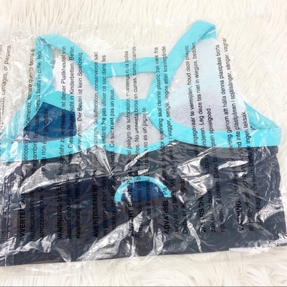 FABLETICS Robyn High Support Sports Bra - Picture 5 of 13